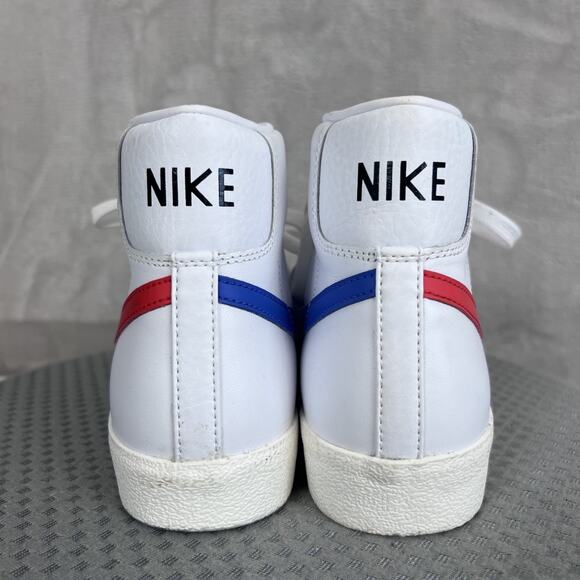 Nike Blazer Mid 77 Sneakers Mens 8.5 or Womens 10 Vintage Mismatched‎ Swoosh main image 12